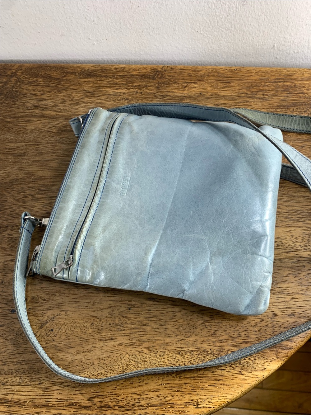 Vintage 90s small M0851 crossbody leather bag - Picture 4 of 10